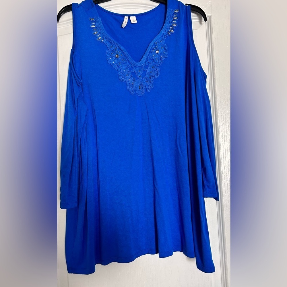 Cato Cold Shoulder 3/4 Length Sleeve Top Size L Royal Blue